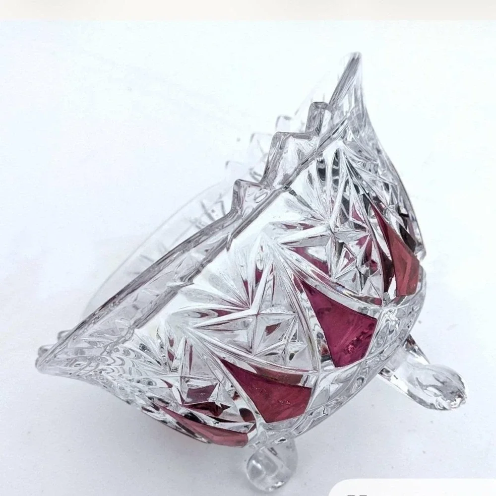 Vintage Cranberry Stained Clear Glass Three Footed Bowl Scalloped‎ Starburst Rim